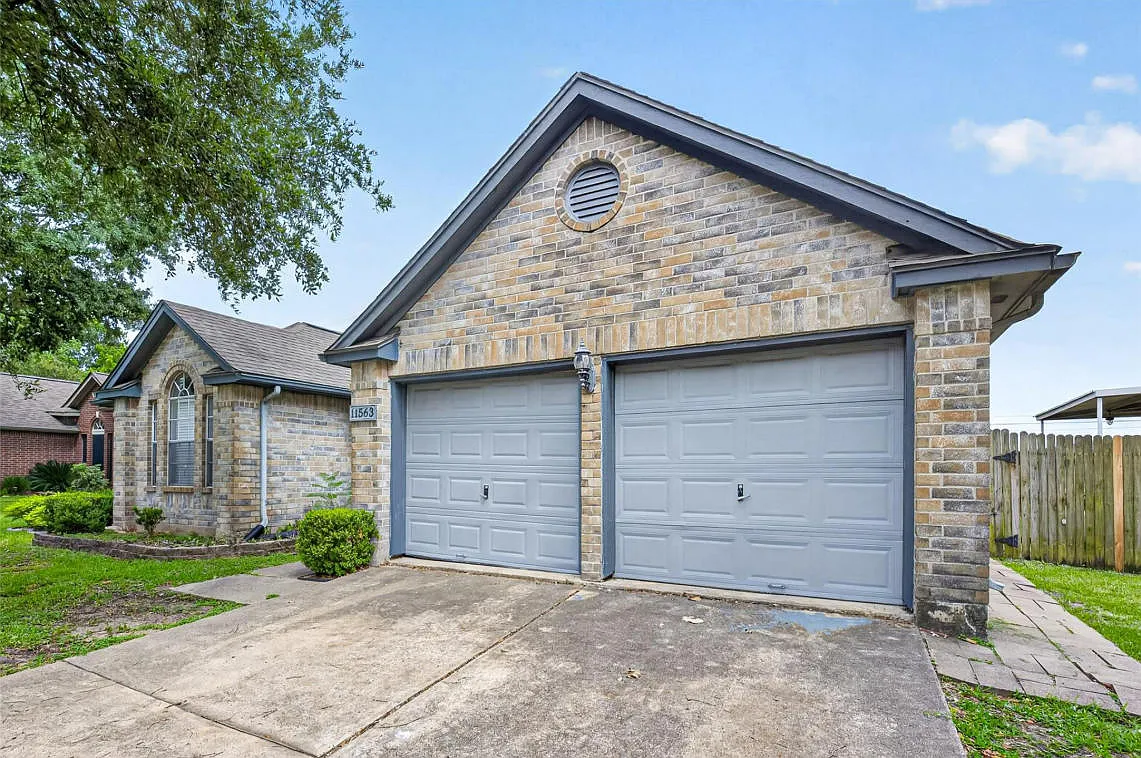 3 bed, 1683 sqft, $1,995 — Photo 3