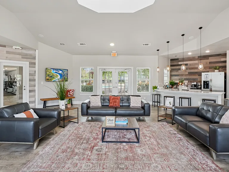 Northpoint Villas — Photo 40