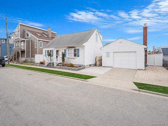 2nd image of 677 S 9th Street