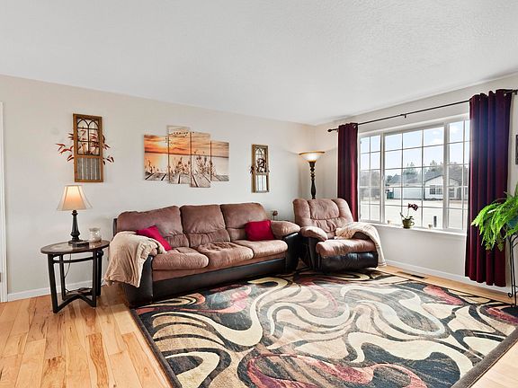 4th image of 20217 E Grace Ln