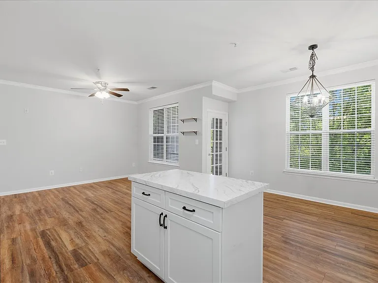 21228 McFadden Sq #314 — Photo 23