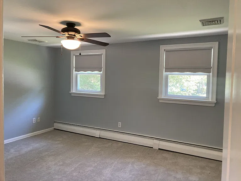 2 Woodview Rd — Photo 6