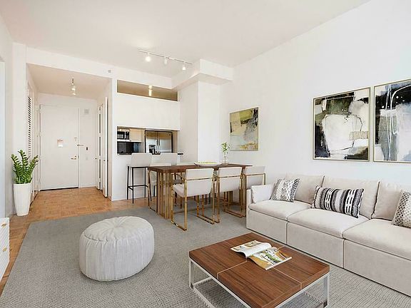 3rd image of 1930 Broadway APT 27E