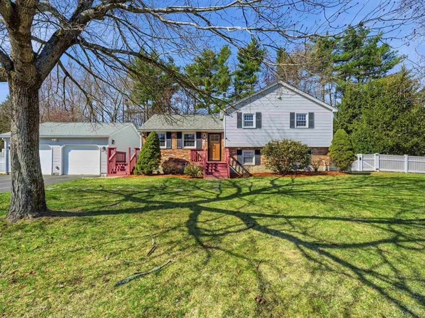 15 Clay Street, Merrimack, NH 03054