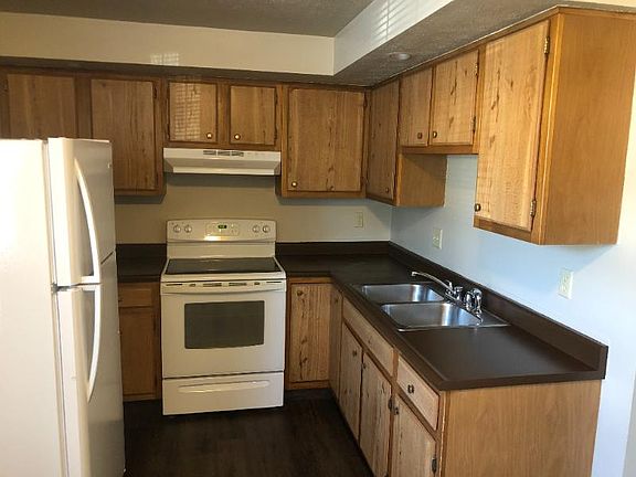 4th image of 606 W North St #606