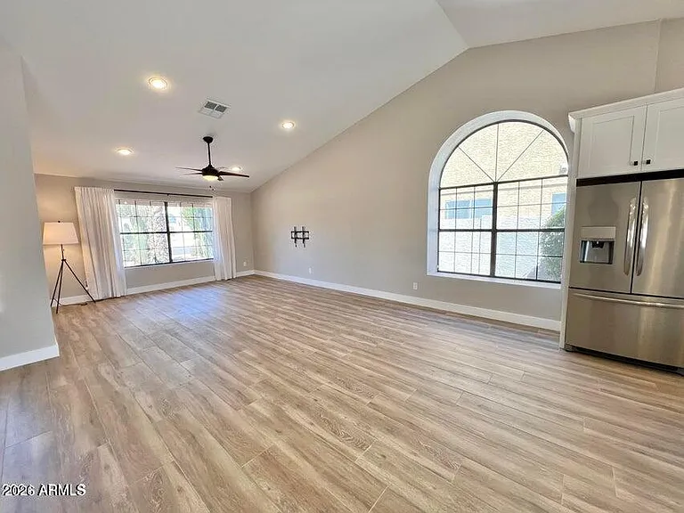 10889 E Kalil Dr — Photo 7