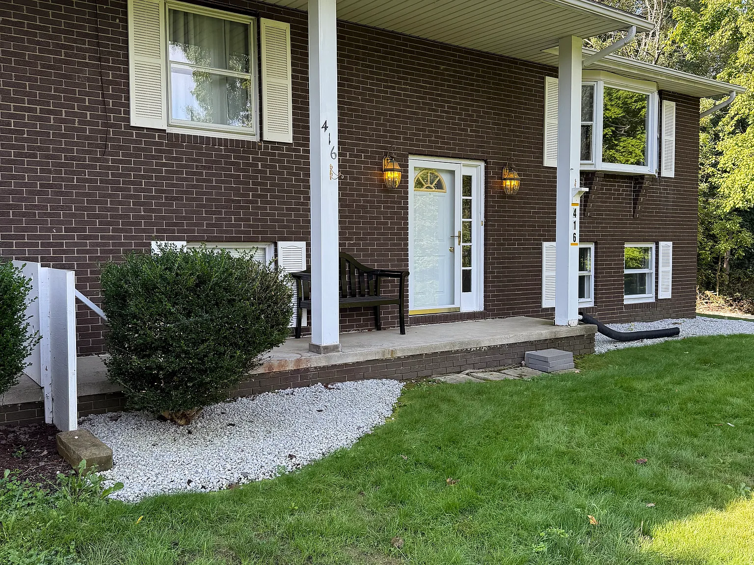 416 Mount Pleasant St NW — Photo 2