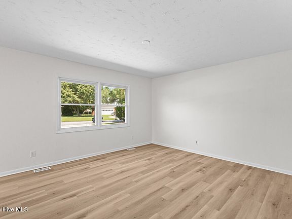 5th image of 103 Allen Place