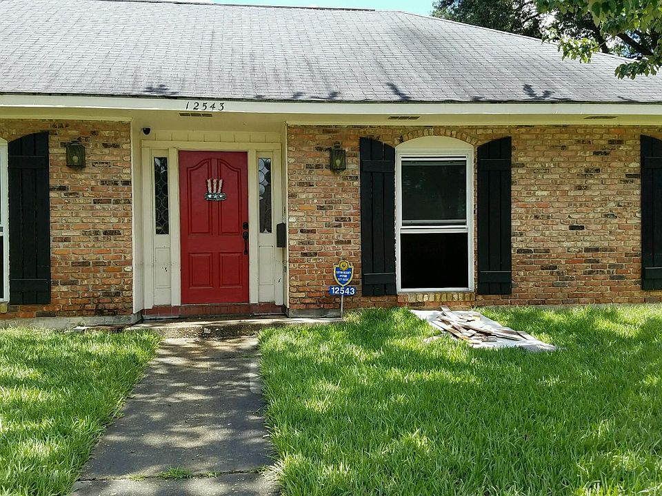 1st image of 12543 Parkwood Dr