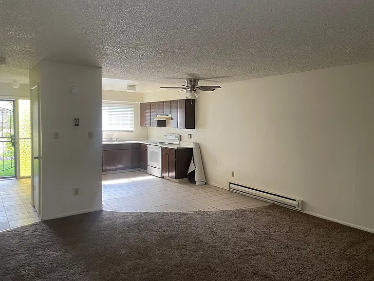 482 Smithridge Park — Photo 2