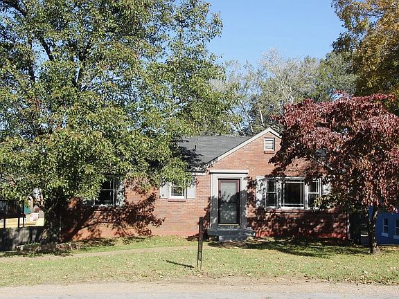 3rd image of 2021 Montgomery Pkwy