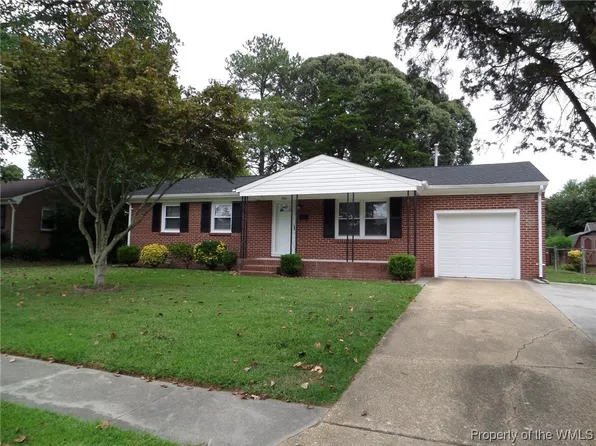 390 Nicewood Dr, Newport News, VA 23602