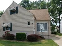 2nd image of 442 E 275th St