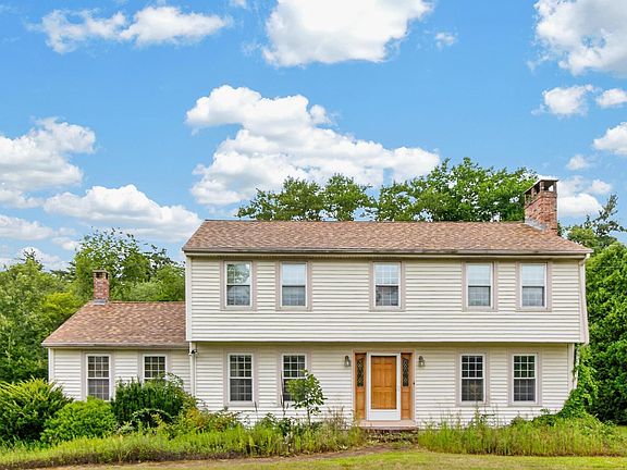 2nd image of 217 Oak Ridge Road