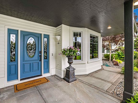 5th image of 1070 Laurelwood Ct