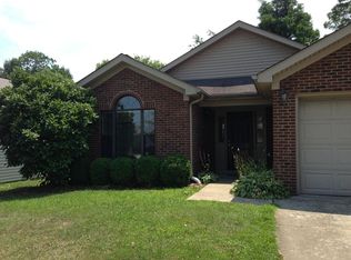 832 Revere Run Dr, Lexington, KY 40509