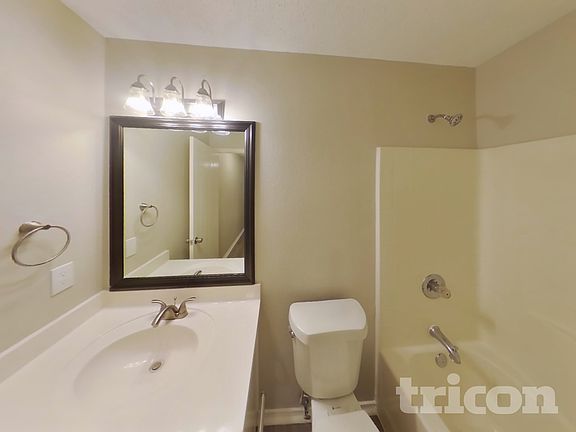 2nd image of 12212 Rolling Ridge Dr