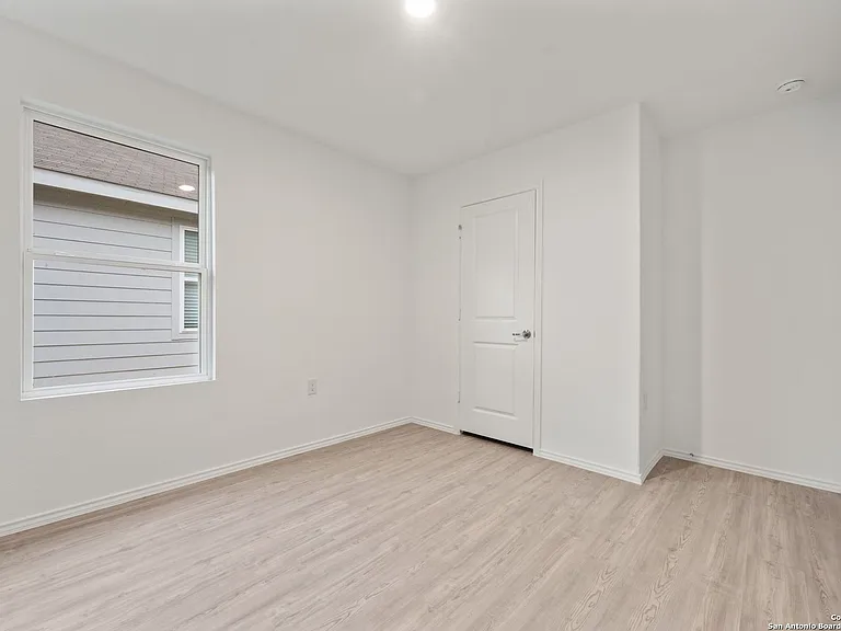 10258 Asta Trl — Photo 18
