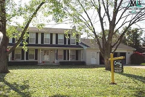 1st image of 4040 Montgomery Dr