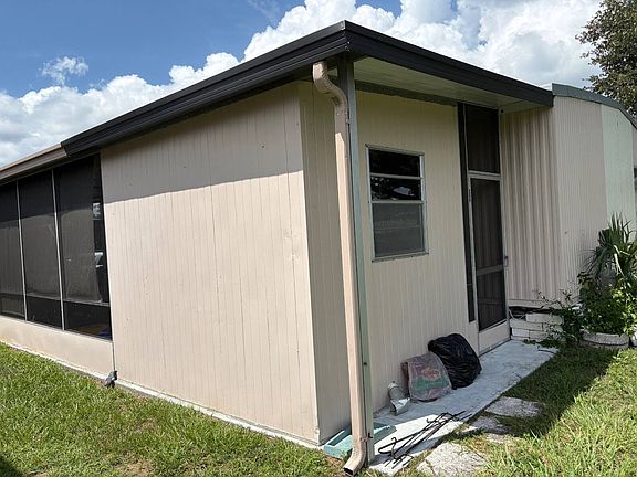 3rd image of 115 Danny Dr