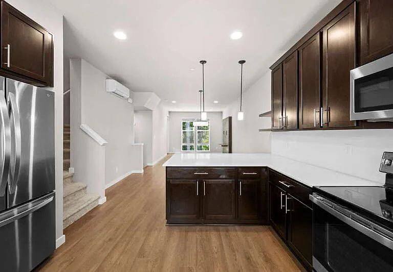 13717 Admiralty Way #G4 — Photo 15