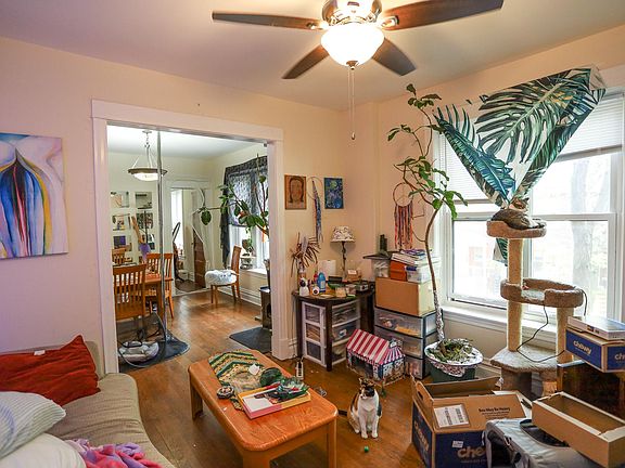 4th image of 3717 N Wolcott Ave #2