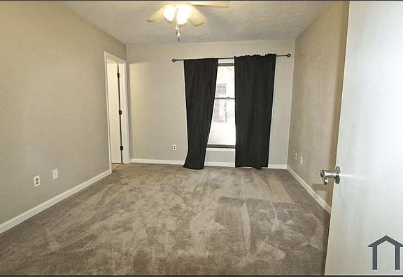 3rd image of 1519 Jacks Dr
