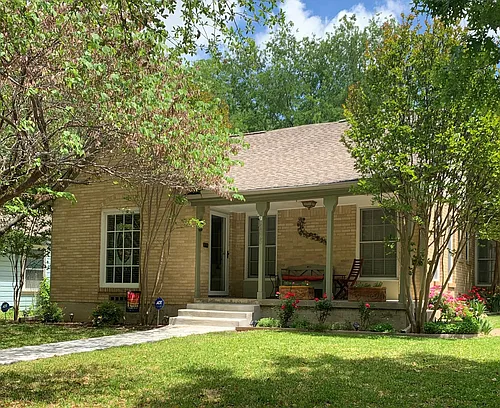 2825 Willing Ave Photo 1
