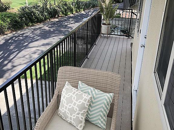 Balcony Patio w/ View