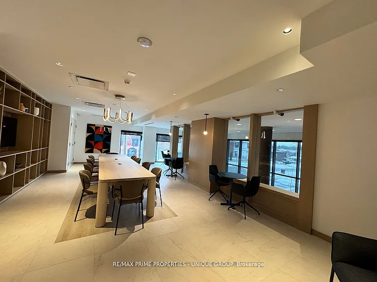 201 Brock St S #104 — Photo 16