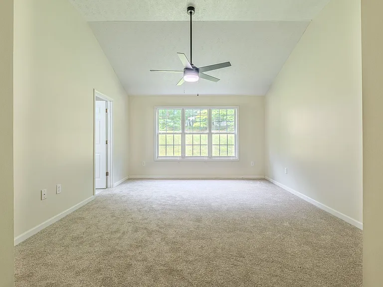 103 Williams Ct — Photo 13