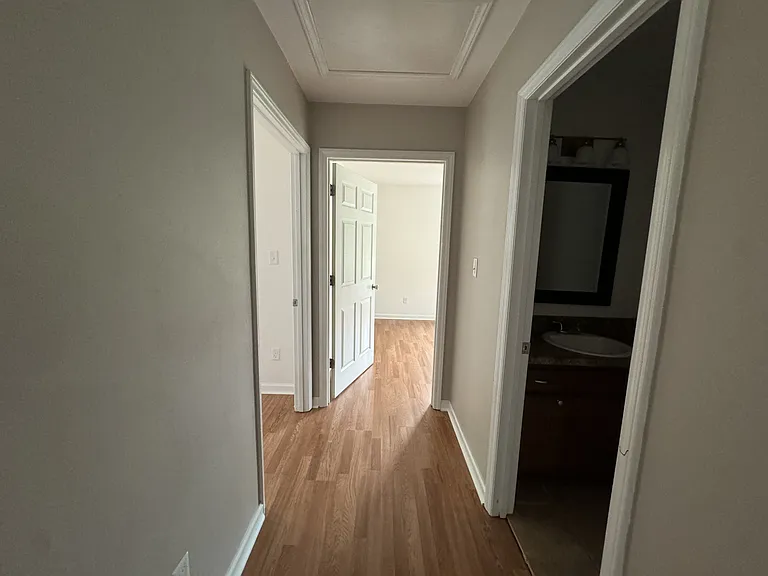 46 Housman St — Photo 13