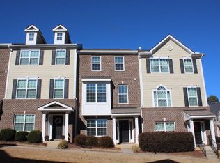 6021 Kentworth Dr, Holly Springs, NC 27540