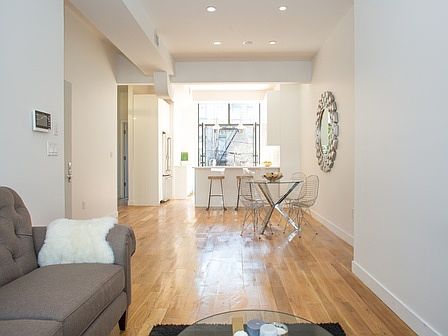 2nd image of 52 Vernon Ave #X
