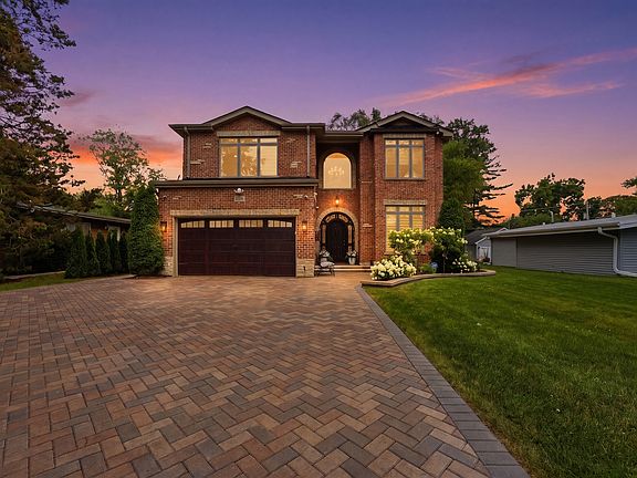 2nd image of 4621 Lilac Ave