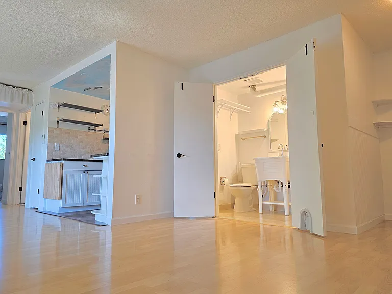 16850 SW Gleneagle Dr — Photo 24