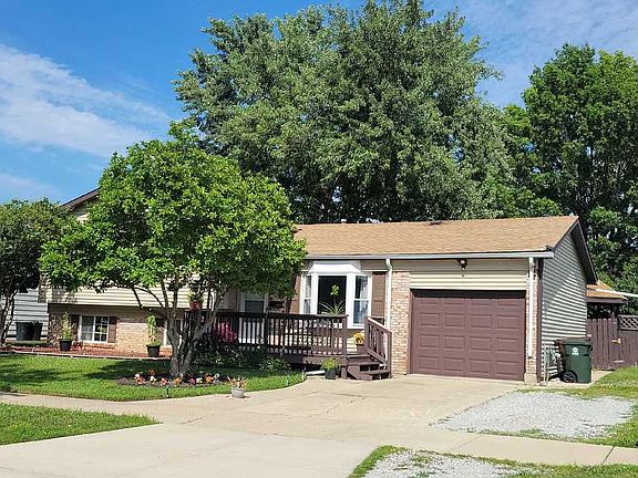 2nd image of 16807 Meadowdale Dr