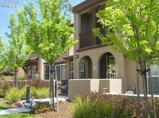 2264 Tokay St, Santa Rosa, CA 95404