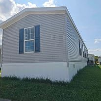 2nd image of 38000 Le Chateau Blvd #545