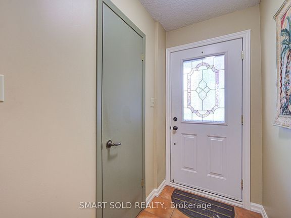 4th image of 2 Croach Cres