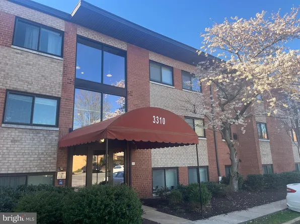 3310 S 28th St APT 403, Alexandria, VA 22302