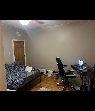 5th image of 1503 W Fullerton Ave APT 3R