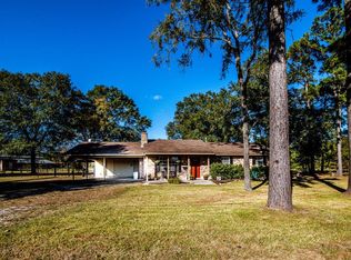 27 Ashworth Rd, Huntsville, TX 77320