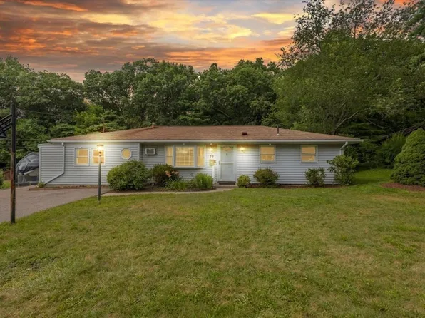 72 Lisa Dr, Brockton, MA 02302