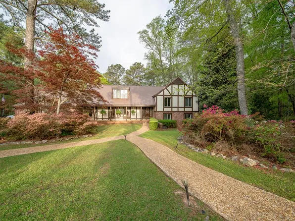 50 Lake Burton Way, Cataula, GA 31804