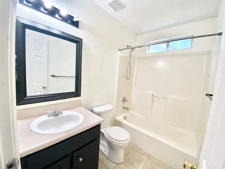 164 Wright Cir — Photo 17