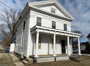 141 E Jackson St, Painesville, OH 44077