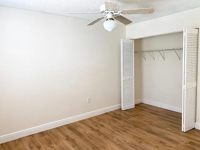 3145 N 37th Ave — Photo 19