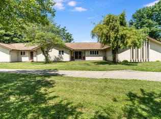 9020 Base Line Rd, Kingston, IL 60145