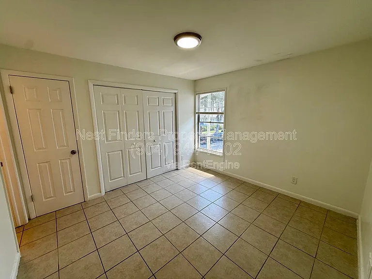 1318 Sydney Pl #5 — Photo 6